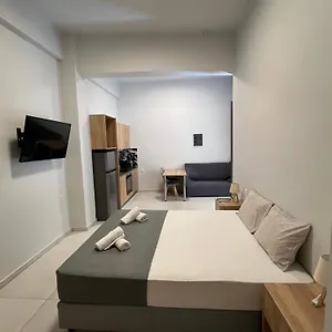 Hermanos Apartment's Candia